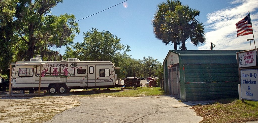 2009 Along Florida US 19 "Big Ds BBQ"
