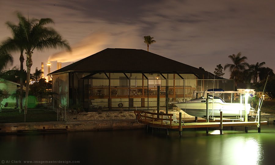 Low-light Photography on the canal in Apollo Beach