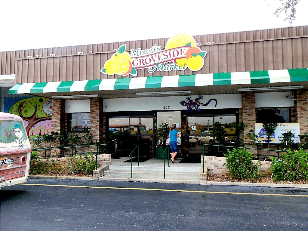 Mixons Groveside Market, Bradenton, FL (2012)
