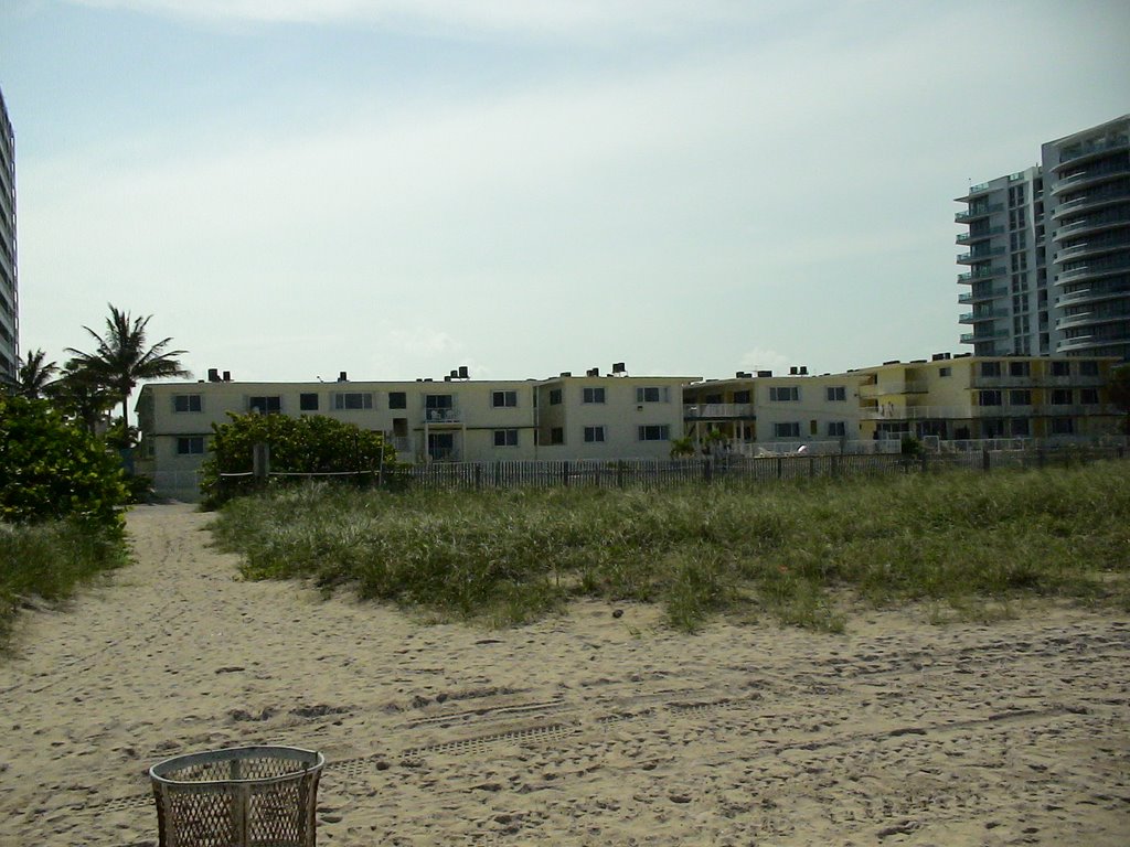 Best Western Oceanfront Resort (View from the Beach)