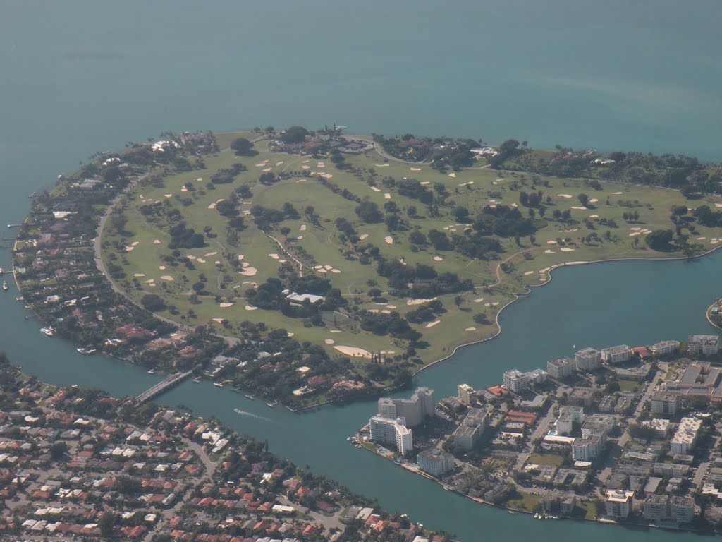 Private Island and Golf Course in Miami Beach Area