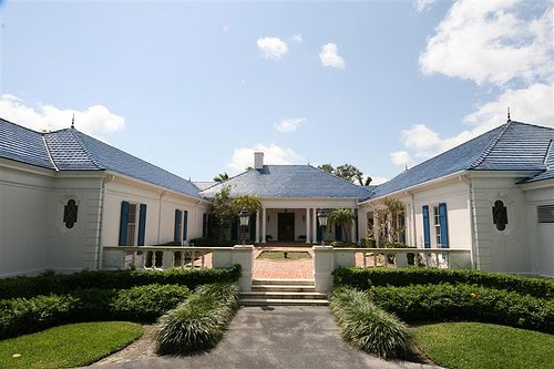 house in Indian Creek Island