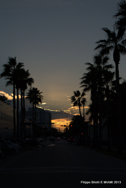 F.B.Atardecer urbano.