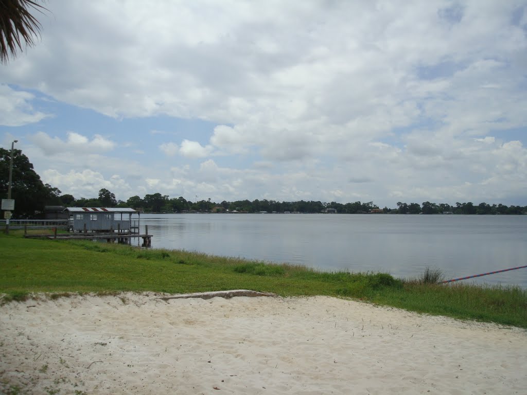 Beack in lake 2