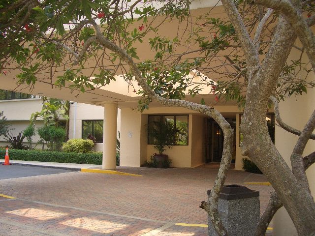 DOCTORS  HOSPITAL MAIN ENTRY ,SIDE NORTH UNIVERSITY MIAMI (U.M.)
