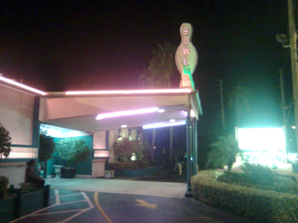Ten Pins on Pasadena
