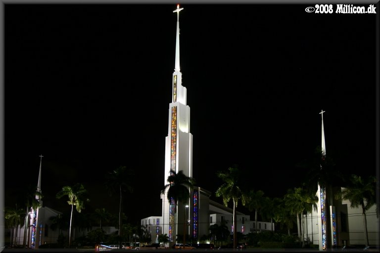 Coral Ridge Presbyterian Church at Night