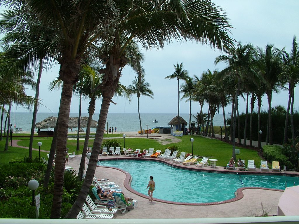 Paradise Resort, Pompano Beach, FL