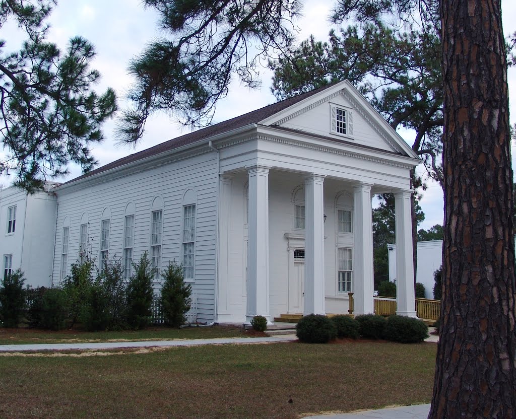 1840s 1st Baptist church of Tallahassee, moved here from downtown in 1949 (11-26-2011)