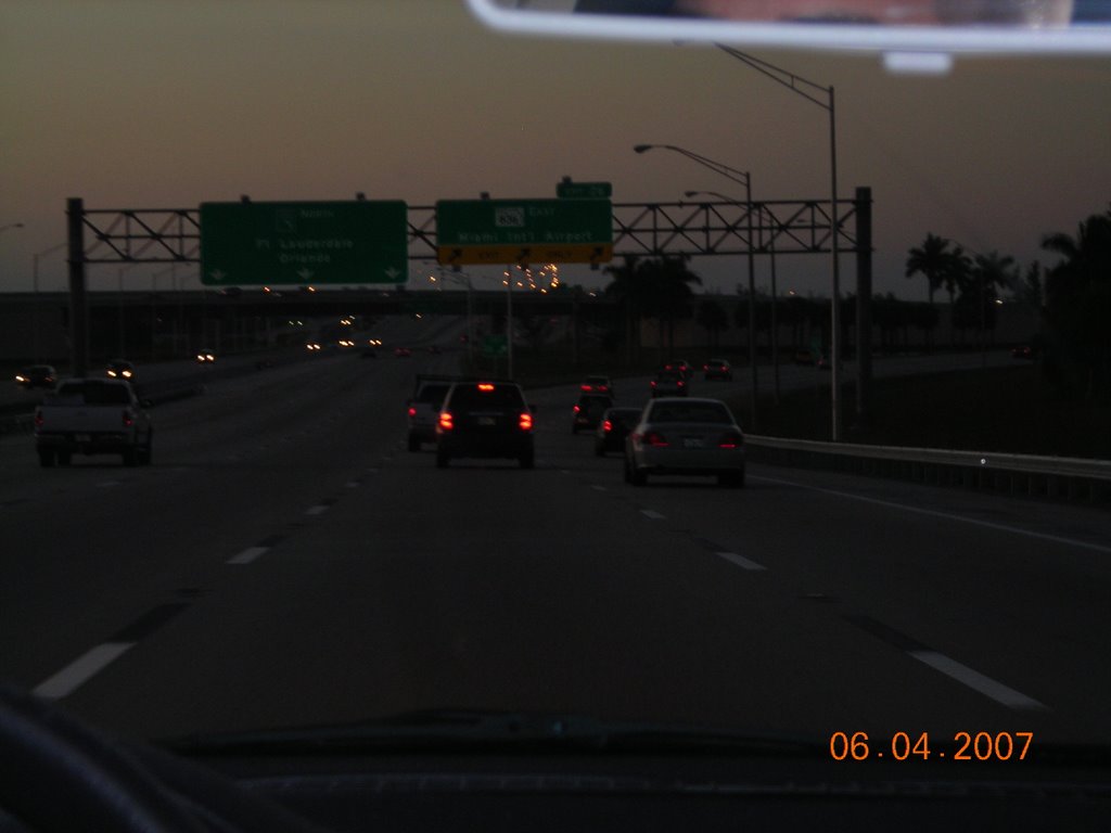 Exit toward 836 east