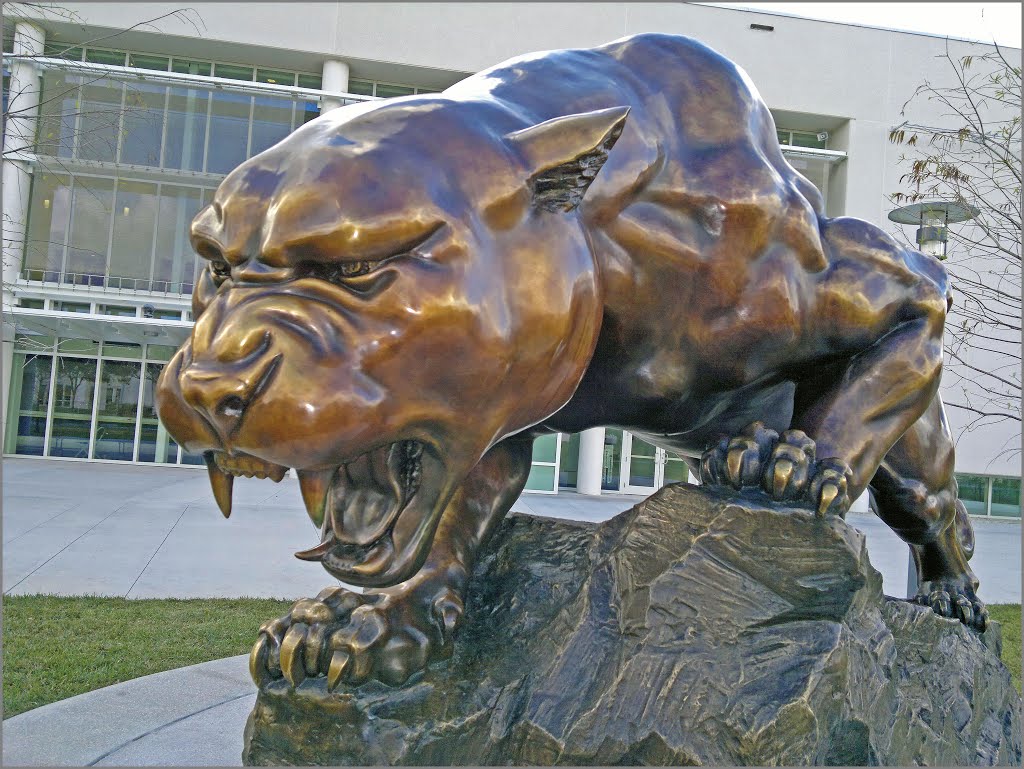 Panther Sculpture in FIU