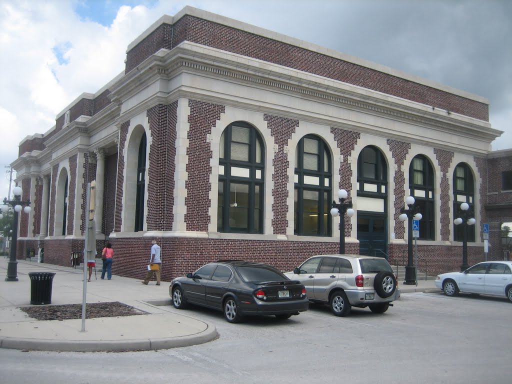 Tampa Amtrak station