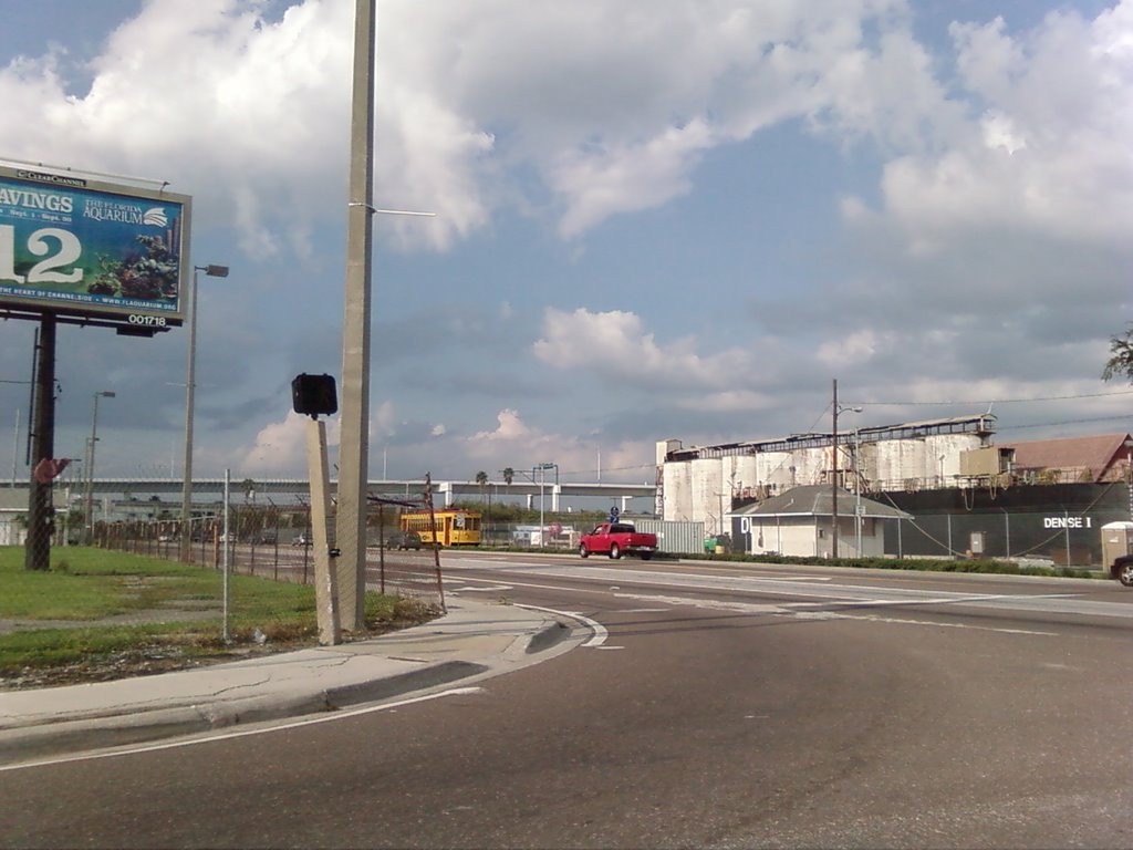Tampa Channelside @ Twiggs - Looking NE