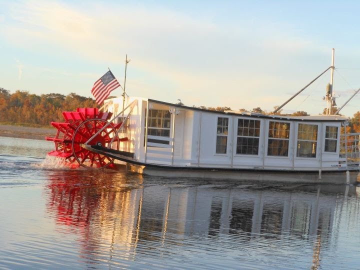Sternwheeler @ Tedders Fish Camp