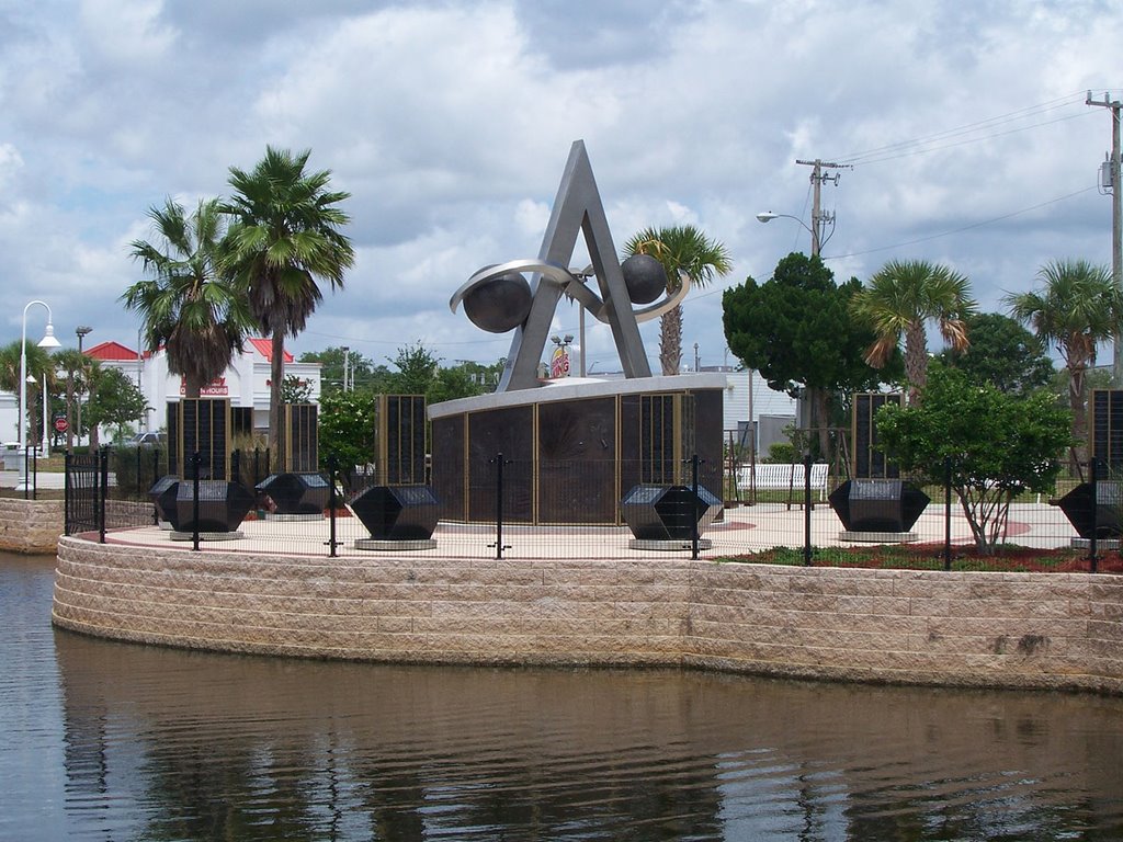 US Space Walk of Fame Apollo Monument, Titusville, Florida, USA