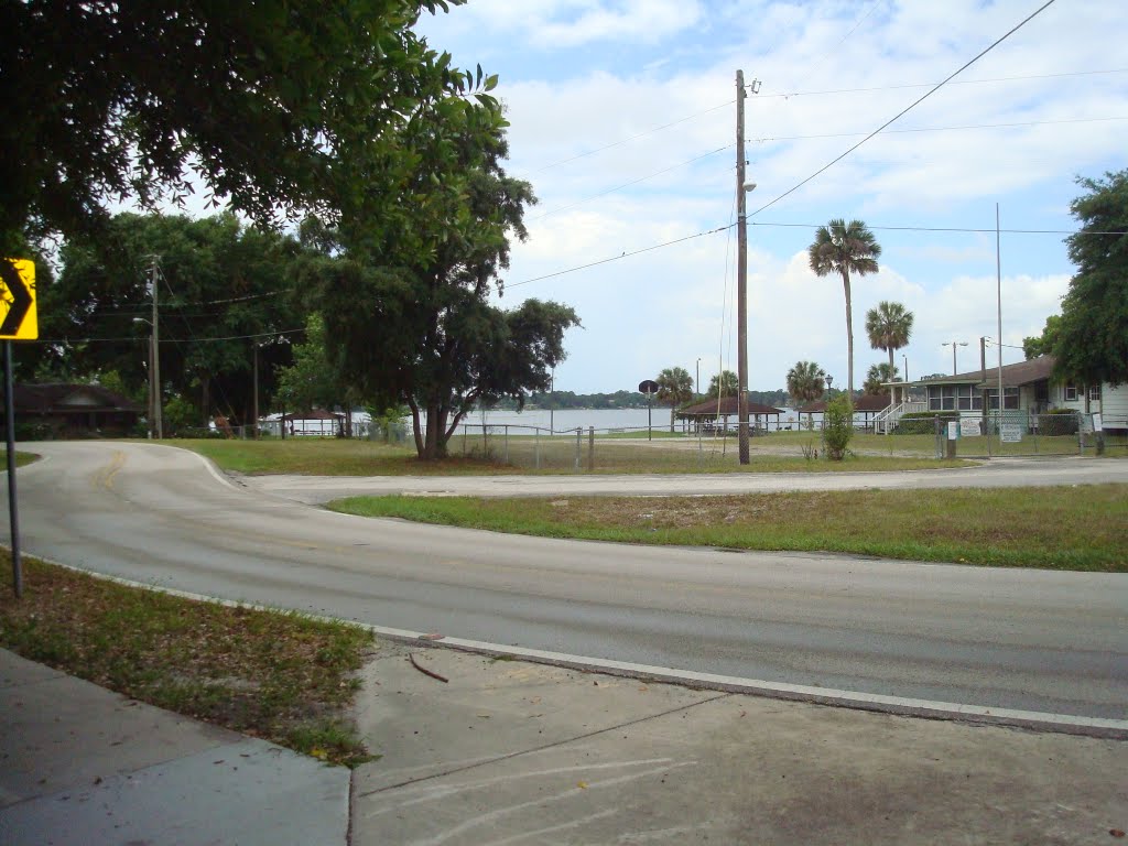 Holiday Ave.