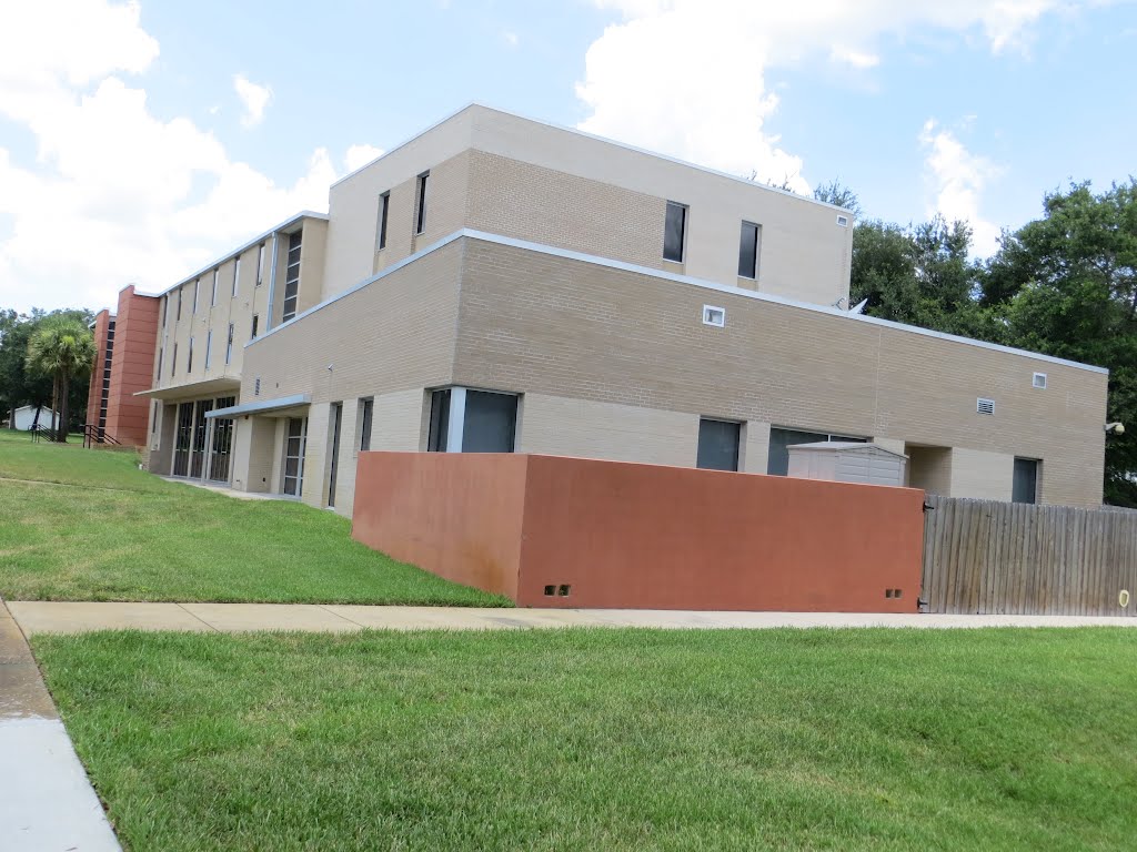 Forest Lake Academy (07/2012)