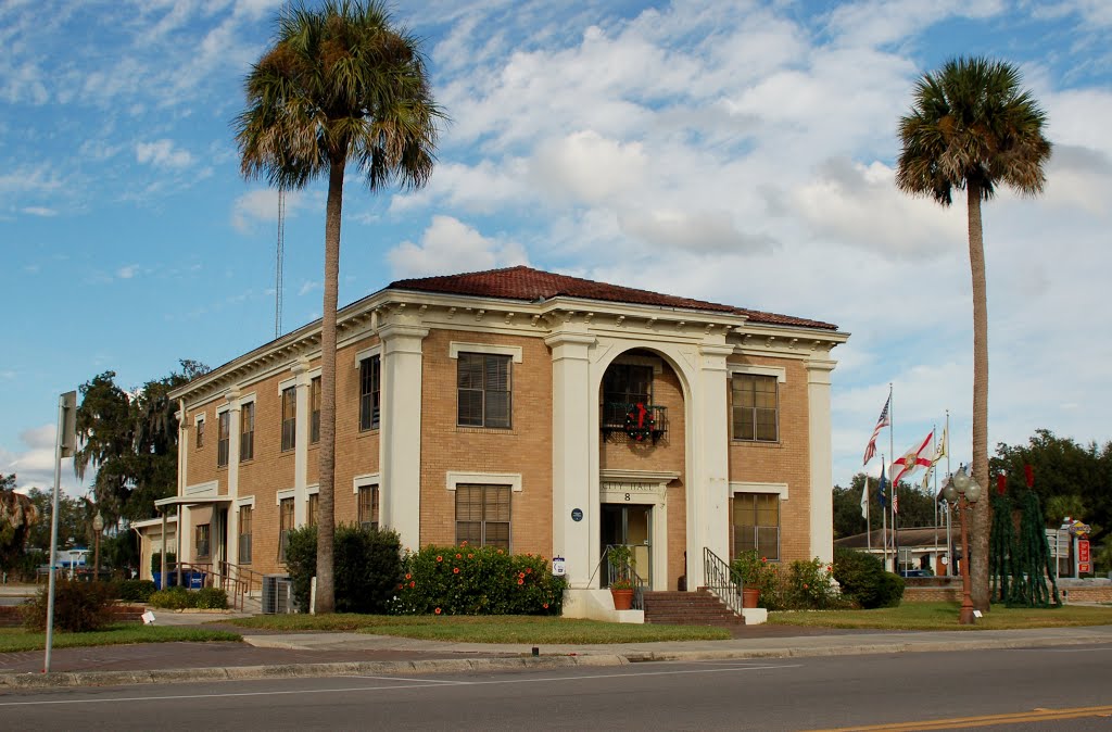 City Hall at Fort Meade, FL