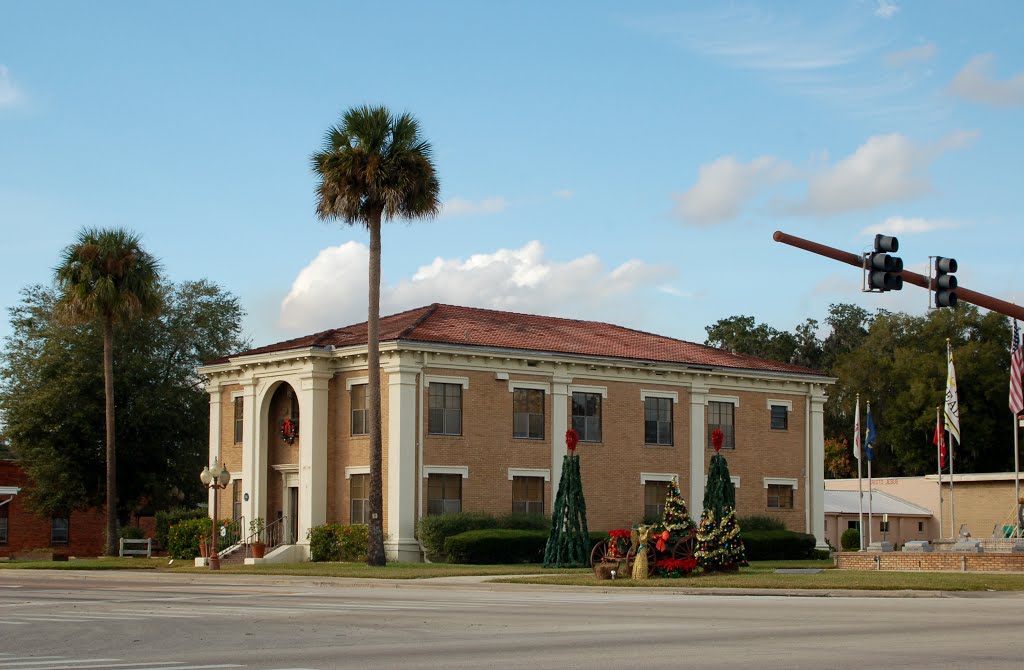 City Hall at Fort Meade, FL