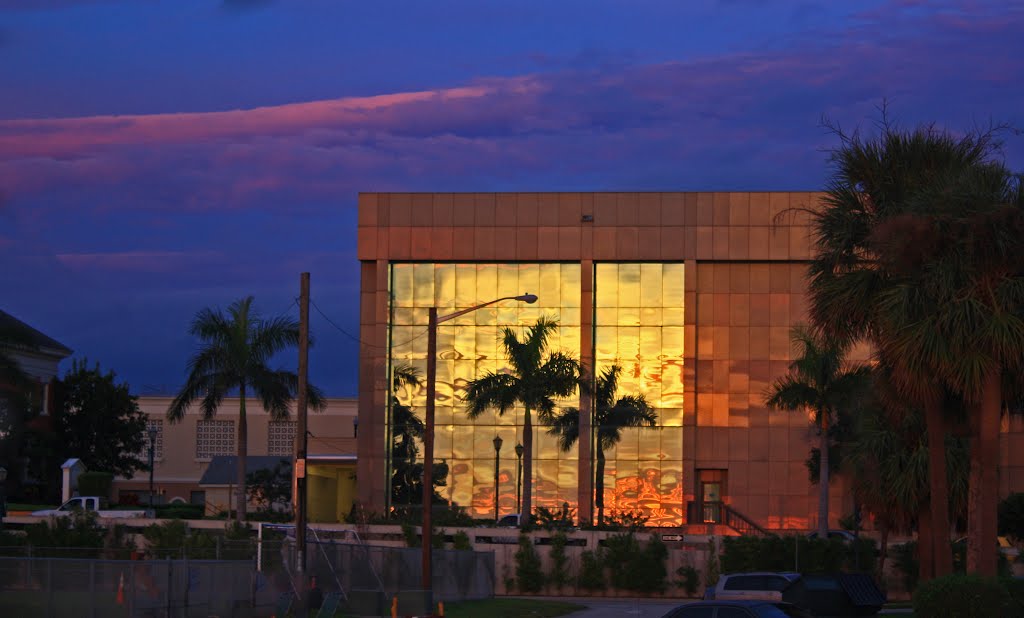 sunrise color in the windows