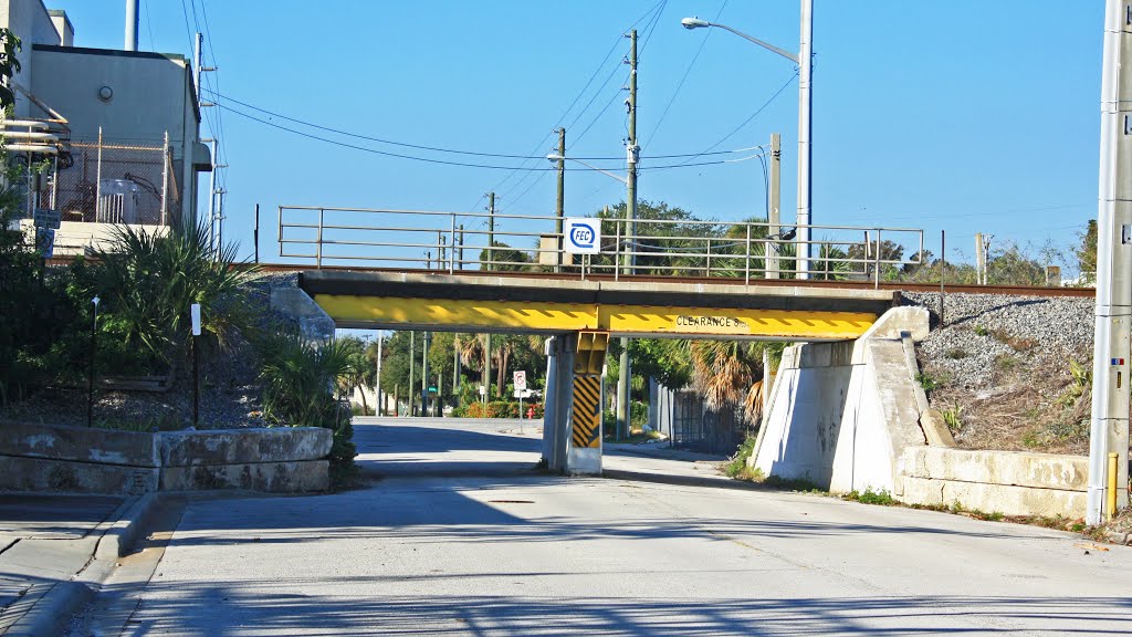 RR bridge