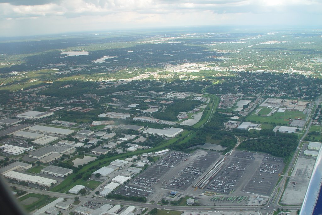aerial view Town&Country, looking east from Anderson & Sligh ave, from jet (9-26-2007)