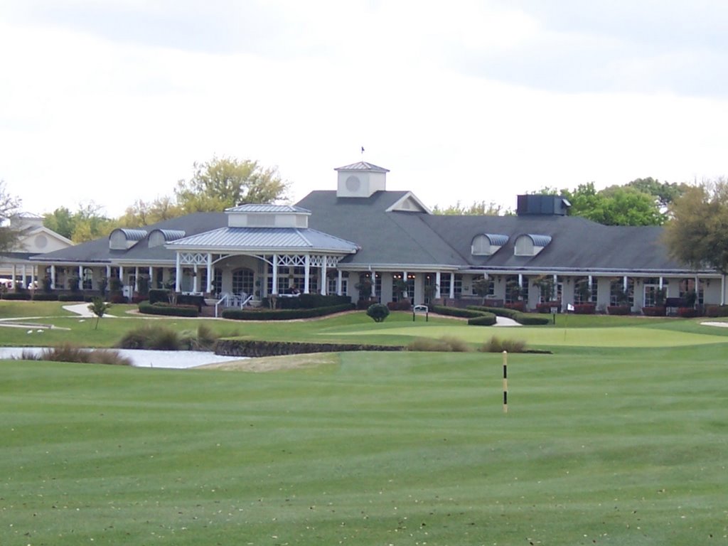Silverthorn Country Club (clubhouse)