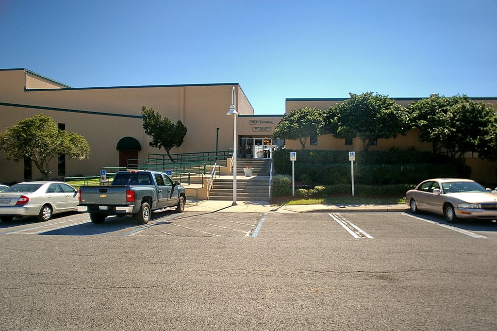2009 Winter Haven, Theater
