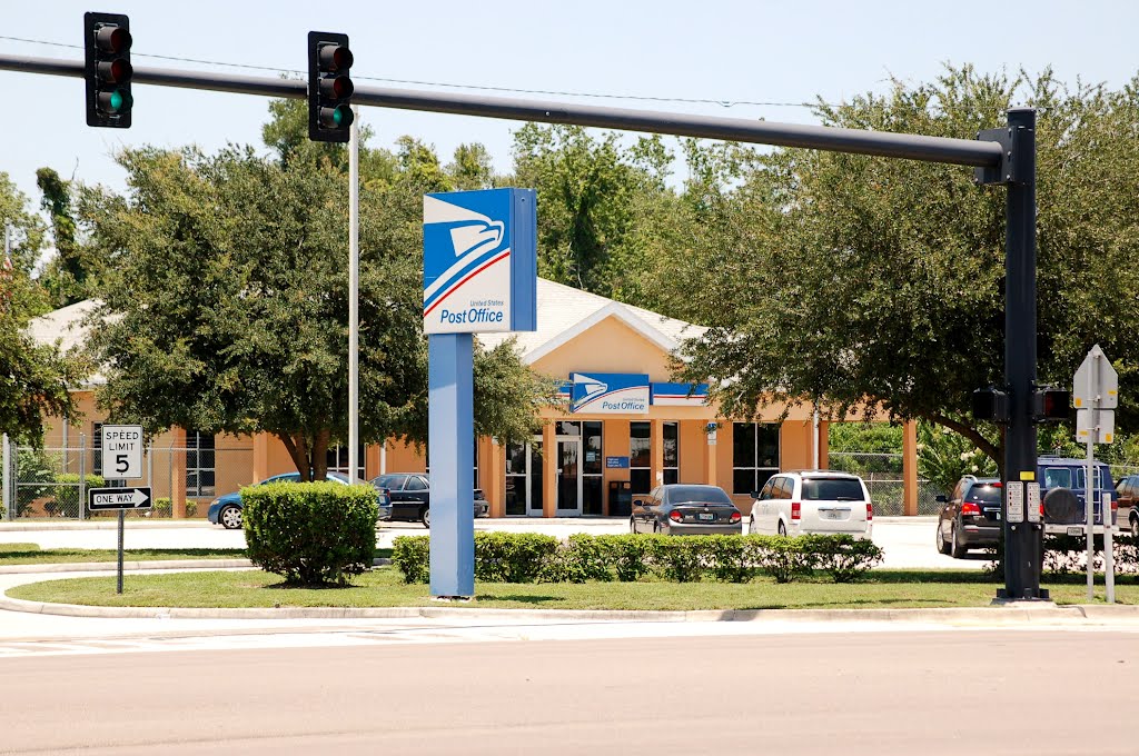 United States Post Office, Eagle Lake, FL