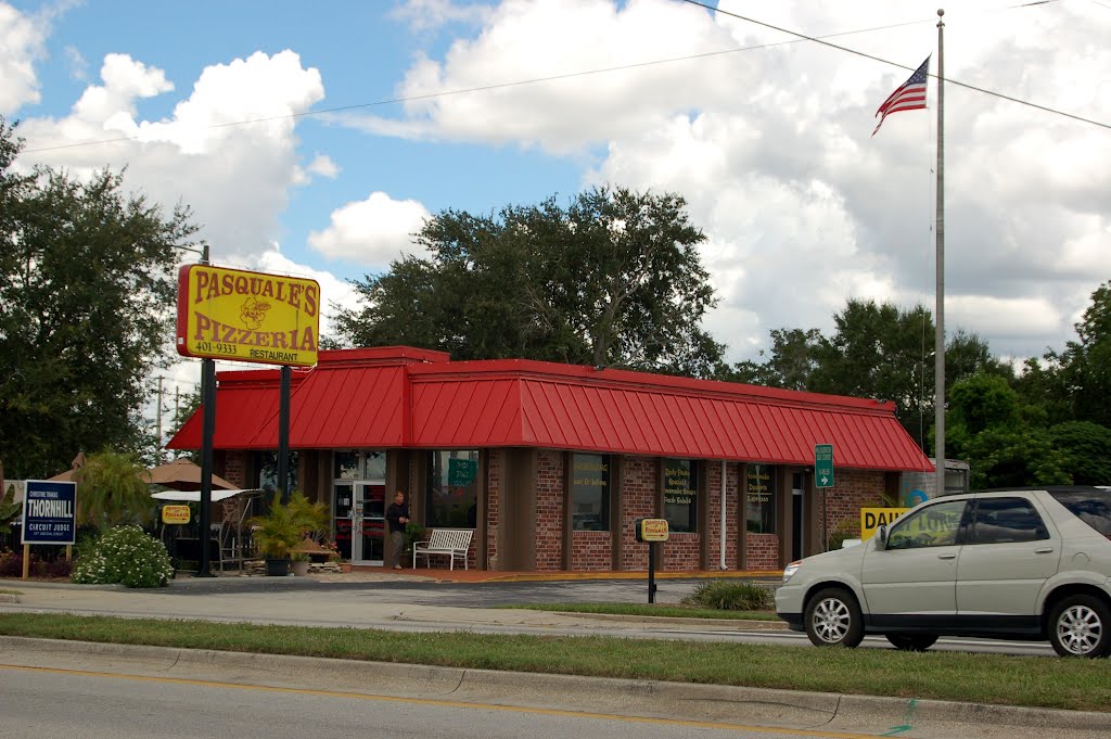Pasquales Pizzeria at Winter Haven, FL
