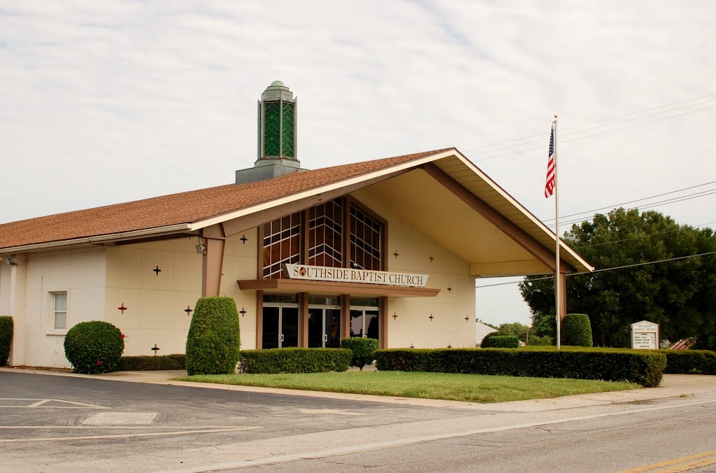 Southside Baptist Church at Winter Haven, FL