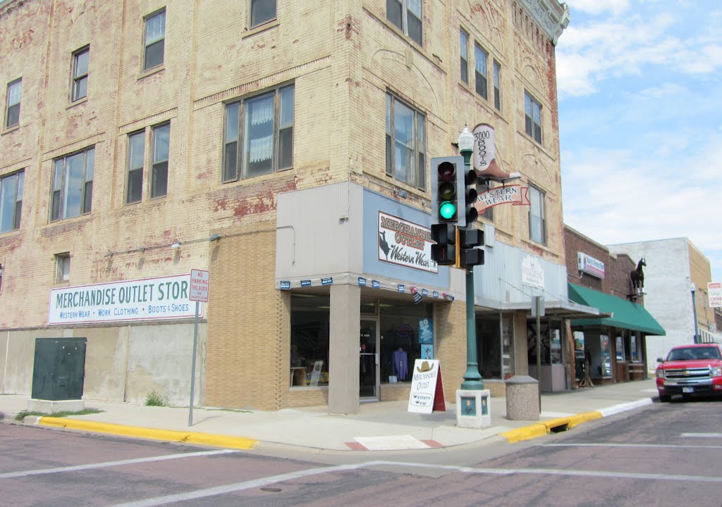 Merchandise Outlet Store