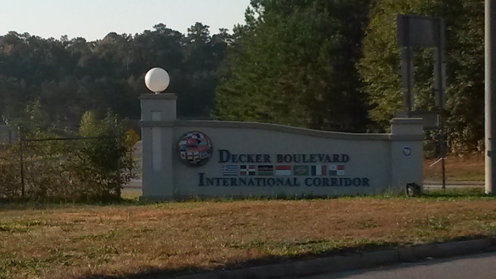 Decker Blvd. International Corridor