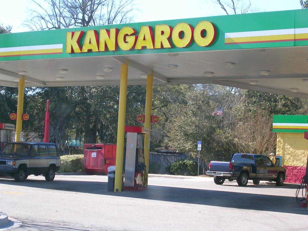 Kangaroo Gas Station on James Island