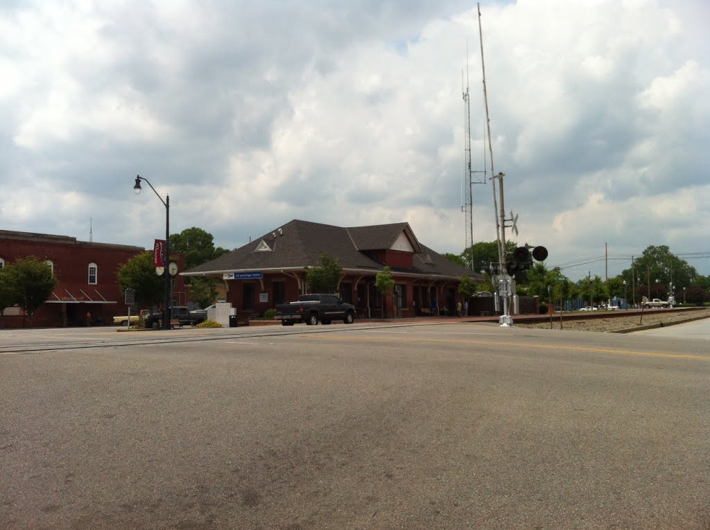 Dillon, SC June 2013 Amtrak and CSX Station