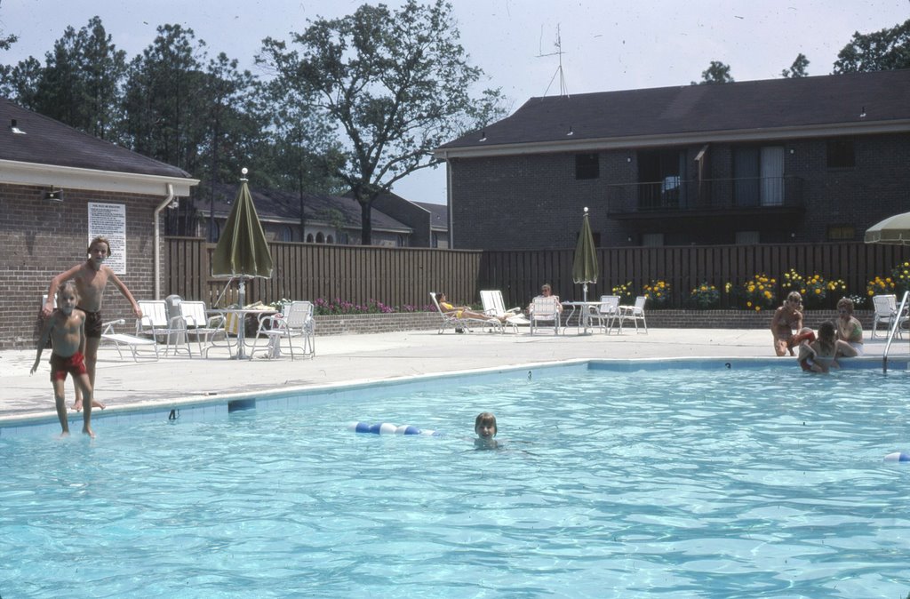 Granby Oaks, Aug 1974