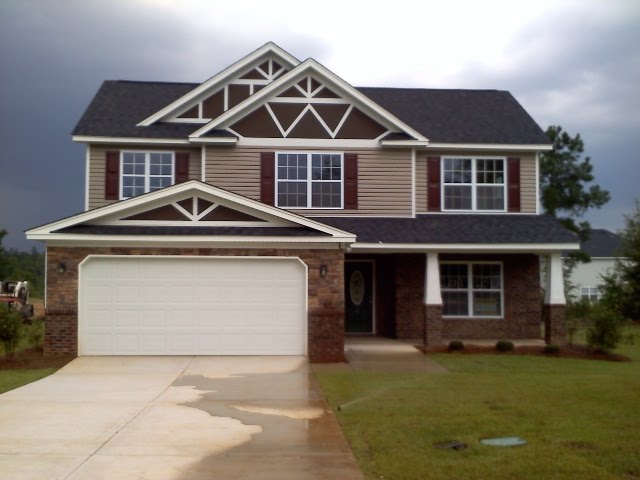 The Brunswick - 4 Bedrooms 2 1/2 Bath