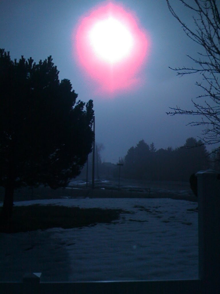 Sun through the smog.
