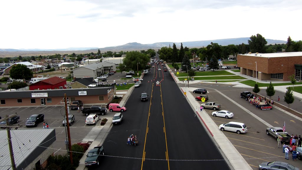 100 south 700 west Vernal Utah looking east
