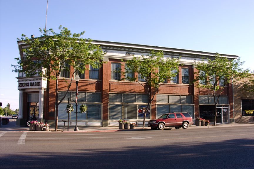 Bank of Vernal