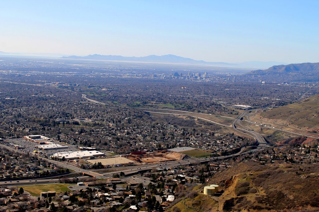 Salt Lake City - NW view - ENLARGE PLEASE - Downtown with Antelope island and Great Salt Lake in background