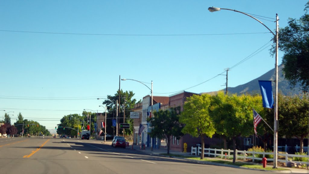 2011 07-16 Utah - Nephi - N Main St.