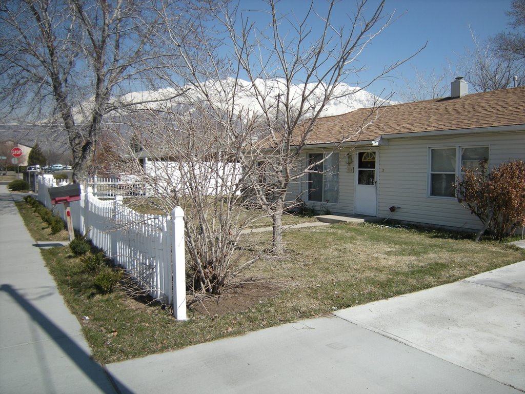 484N 70W Orem side view