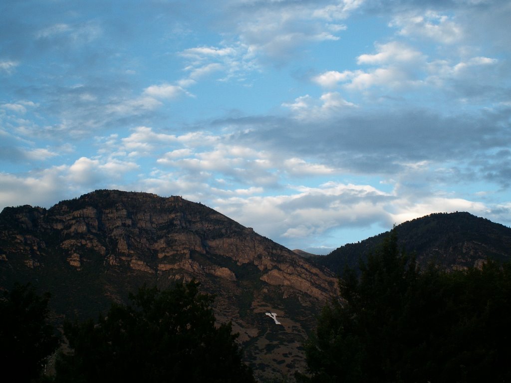 Y Mountain