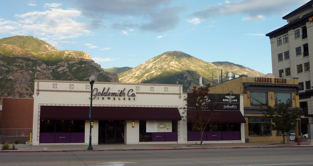 Shop and mountains from Provos center