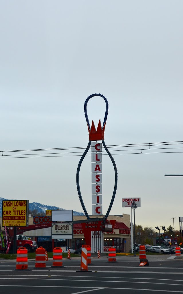 Classic Bowling Lanes