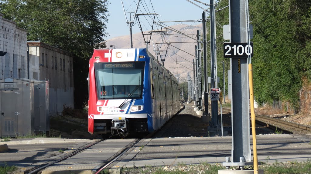 Utah Transit Authority (UTA) Trax Train at 2100 South, Salt Lake City, UT