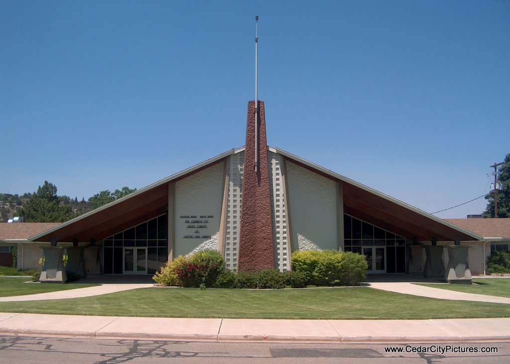 LDS Chapel (256 S 900 W)