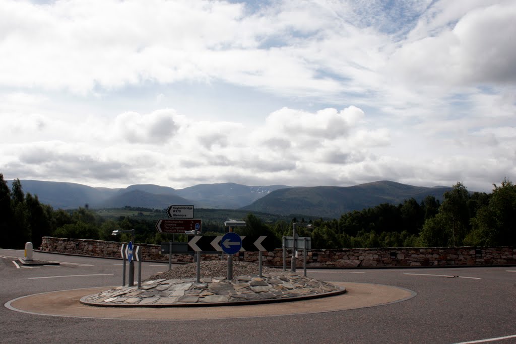 Roundabout and the Cairngorm Mountains in Aviemore