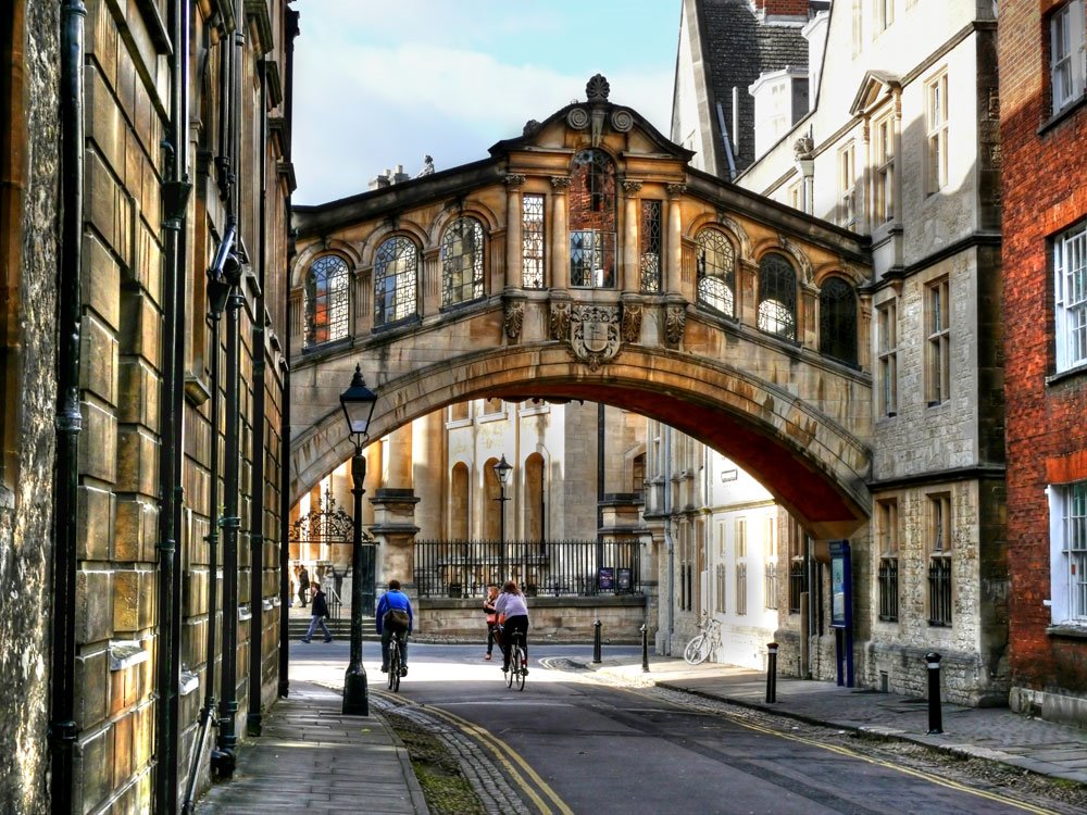 Oxford - The famous bridge